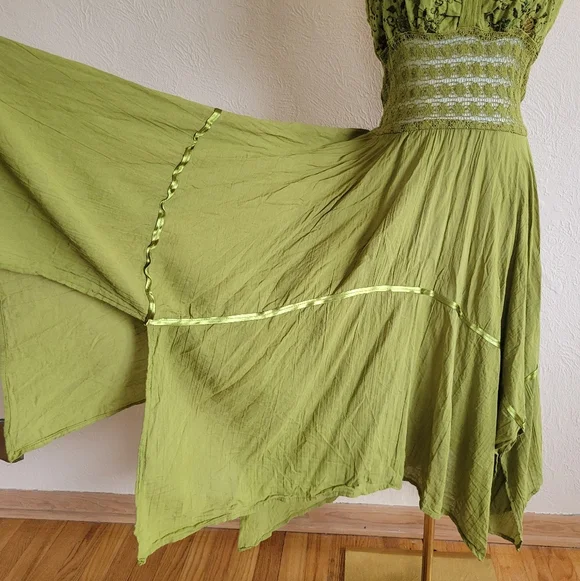 Vintage Embroidered Green Gauze Boho Halter Dress - Picture 8 of 8